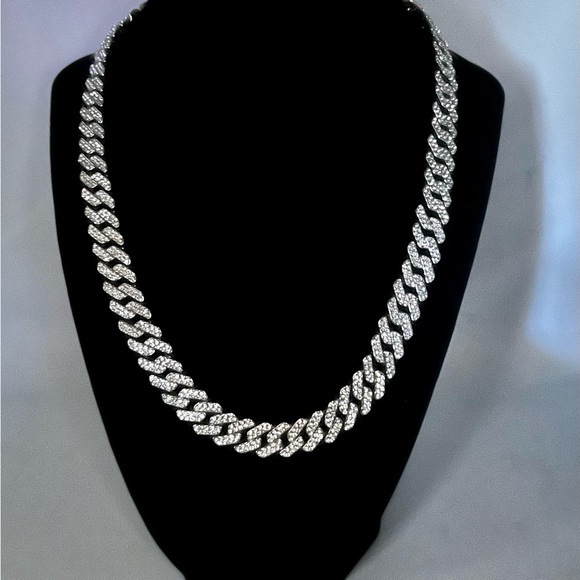 NWOT 14K White Gold Plate Stainless Steel Cuban Design Link Chain Men’s Necklace - Picture 9 of 10